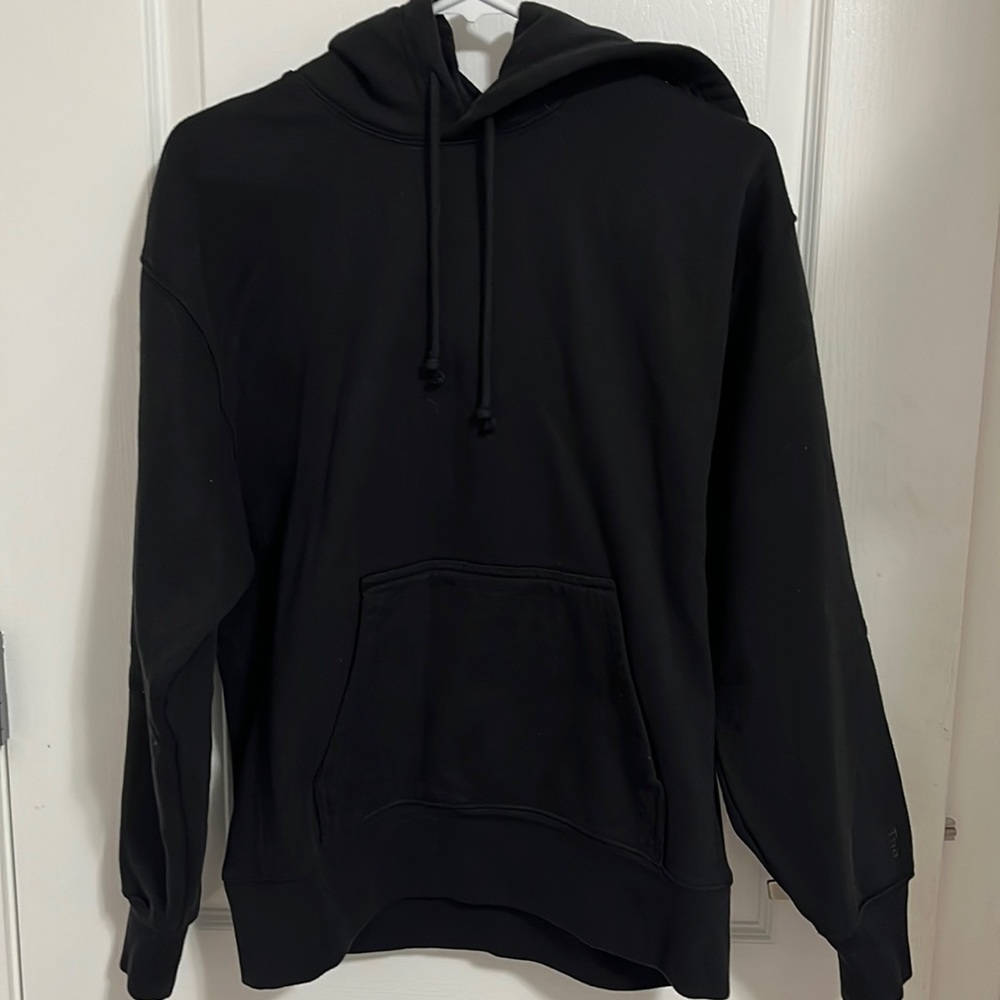 Aritzia x TNA Black Extra Fleece Boyfriend Hoodie